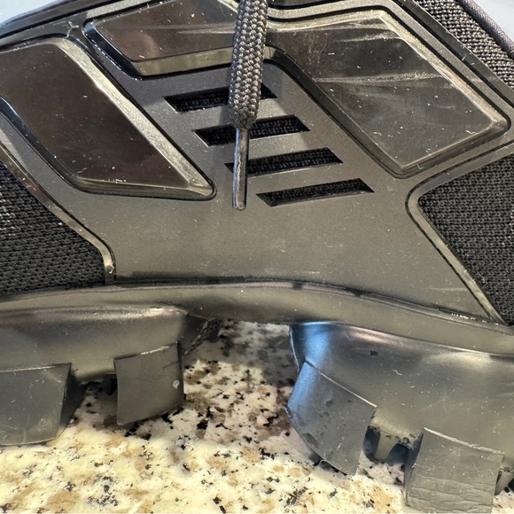 9.5 Black PRADA CLOUDBUST TECHNICAL SNEAKERS
100% Authentic - Picture 13 of 16